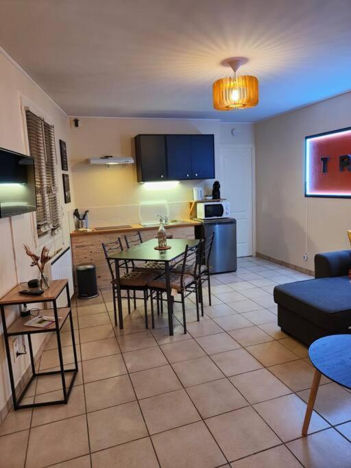 Appartement Gare Hyper Centre Ville تروي المظهر الخارجي الصورة